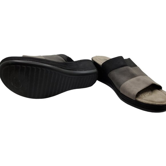 cliffs by white mnt. womens "farlie" slide on 2.25" wedge heel sandals. - Picture 6 of 6